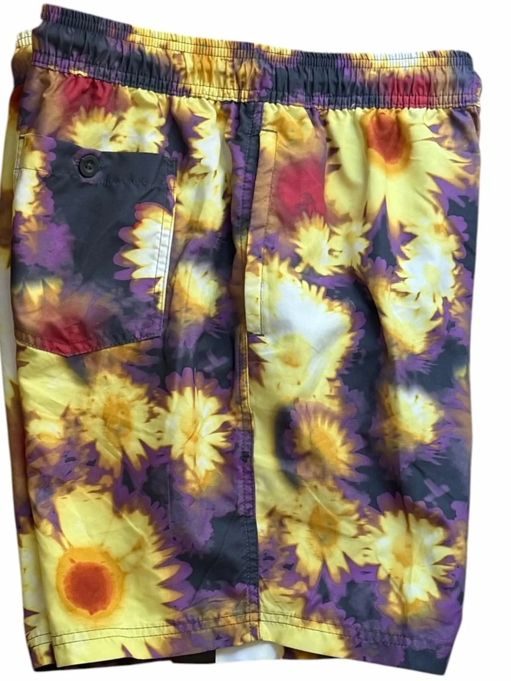 NWT M No Boundaries Pool Party Swim Trunks Men’s Graphic Print Board Shorts